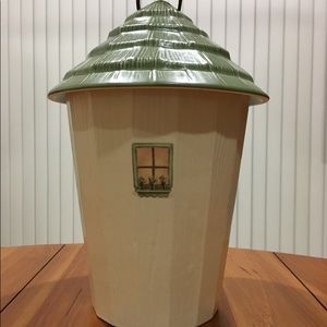 New Pfalzgraff Naturewood cookie jar and lid